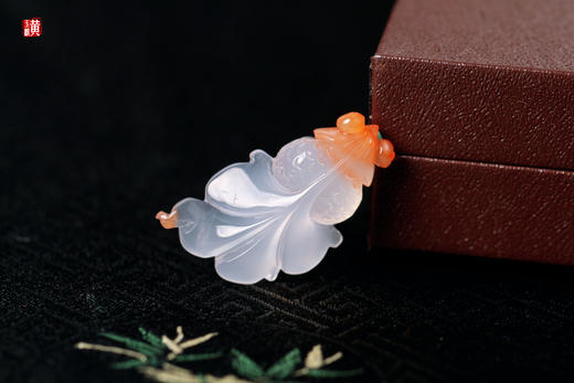 南红冰飘金鱼【鱼跃鸢飞】吉祥鱼吊坠 商品图2