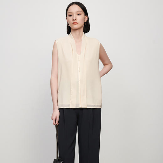 IN AND ON21210夏季新款设计感丝滑飘带衬衫女V领丝质无袖背心上衣 商品图3