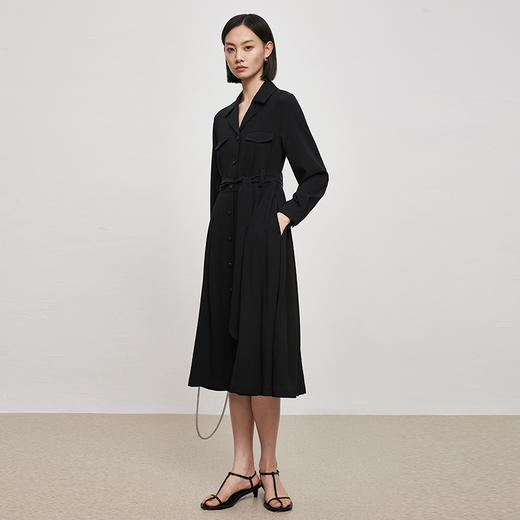 IN AND ON22406西装裙女收腰高级感气质高腰西装领长袖大摆中长款a字连衣裙 商品图3