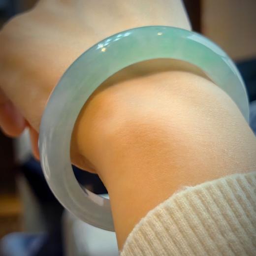 【清波浣纱】翡翠手镯 商品图2