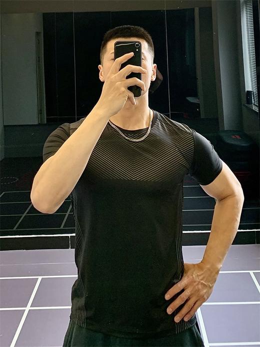 跃牌【跃LEAP-ACTIVE】系列篮球训练冰丝短袖T恤男夏季圆领宽松休闲运动速干上衣R452（直播仓） 商品图5