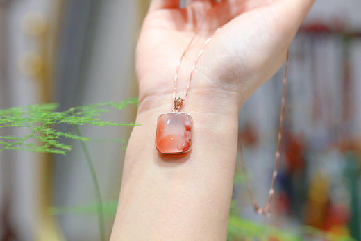 南红冰飘【沁雪】吊坠，925银镶  商品图4