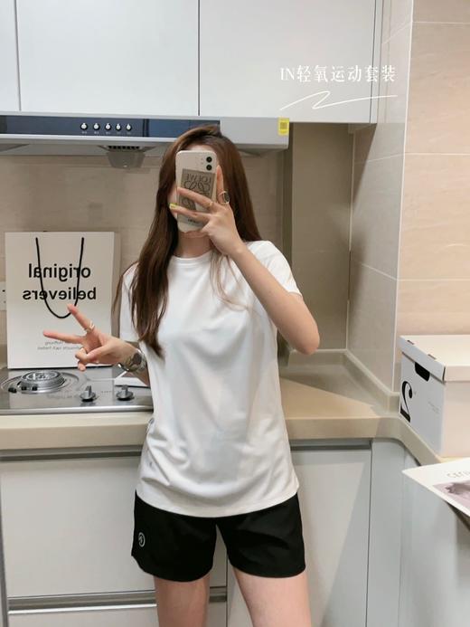 【速干运动套装】IN轻氧运动套装夏季新款冰丝透气速干宽松跑步休闲短袖短款两件套 商品图1