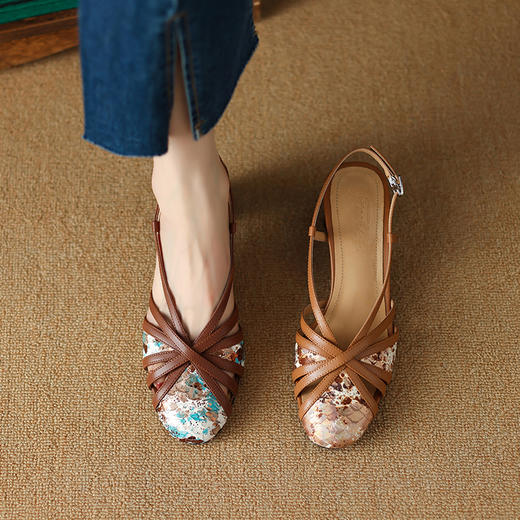 时尚个性，镂空个性印花粗跟凉鞋YX-A928 商品图2