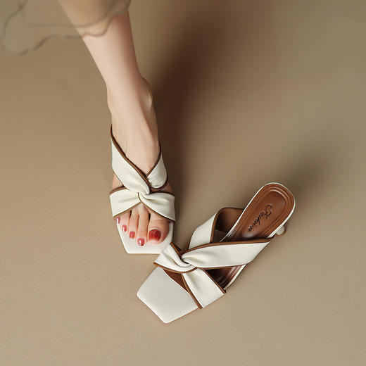 时尚优雅，真皮撞色平头高跟凉拖YS-9585-1 商品图5