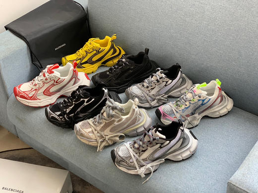 巴黎世家3XL-更多配色 商品图1