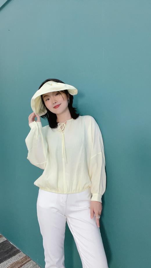 之h同款-花花团篙端成衣供应链定制款，100桑蚕丝珍珠锻蝙蝠袖，轻盈轻薄亲肤透气，抗皱好打理，宽松廓形春夏秋防晒长袖上衣 商品图4