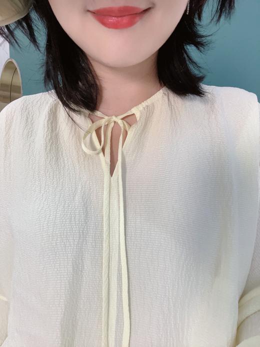 之h同款-花花团篙端成衣供应链定制款，100桑蚕丝珍珠锻蝙蝠袖，轻盈轻薄亲肤透气，抗皱好打理，宽松廓形春夏秋防晒长袖上衣 商品图8