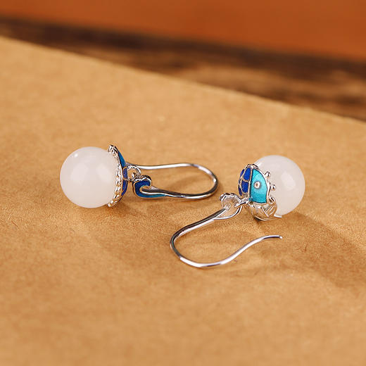 【倚绛云】S925银和田玉白玉景泰蓝国潮鲤鱼圆珠耳饰【CW-51415】 商品图2