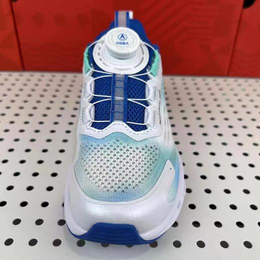 南3楼特步童鞋 商品图1