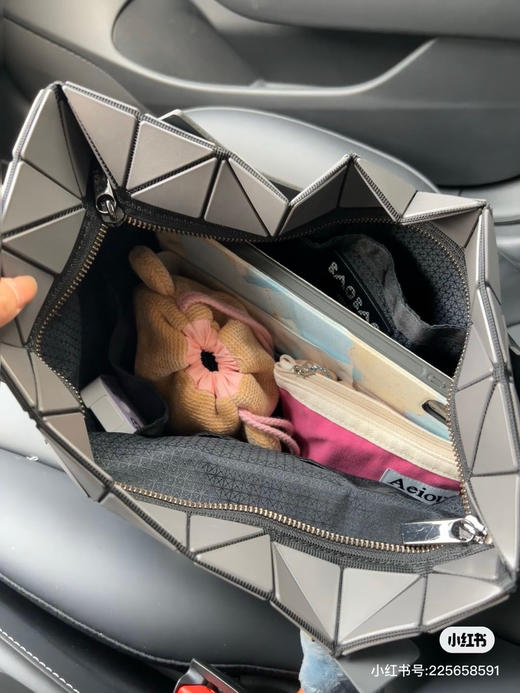 三宅一生摇滚包7×10格 商品图4