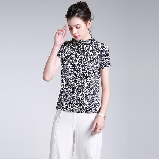 2F梵希威登小衫 商品图0