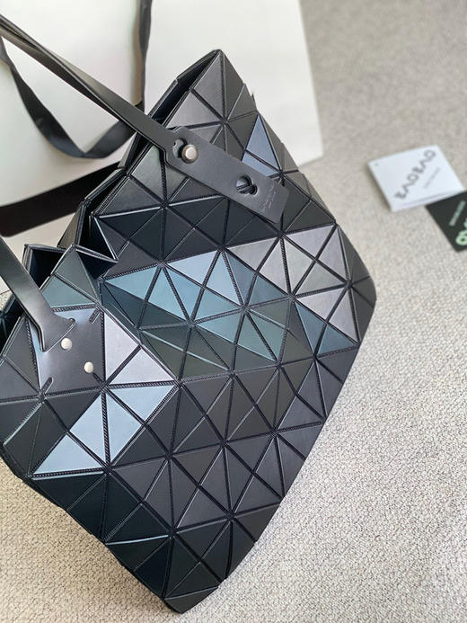 三宅一生摇滚包7×10格 商品图6