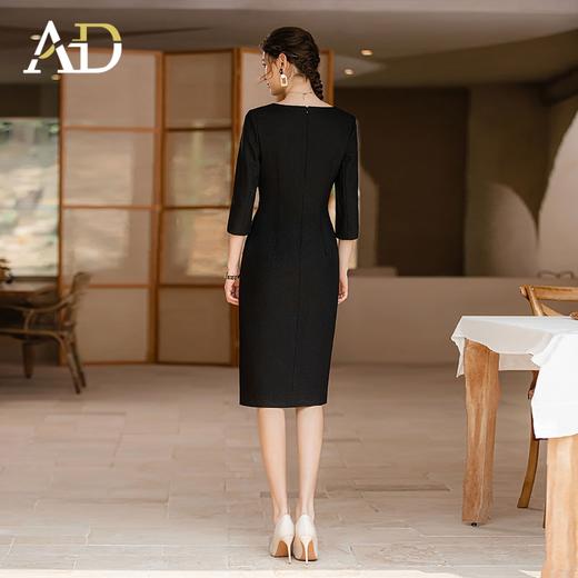 AD法式优雅连衣裙女不规则斜领小黑裙高级感褶皱修身显瘦开叉裙夏 商品图4