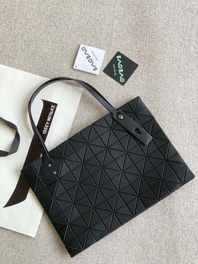 三宅一生摇滚包7×10格