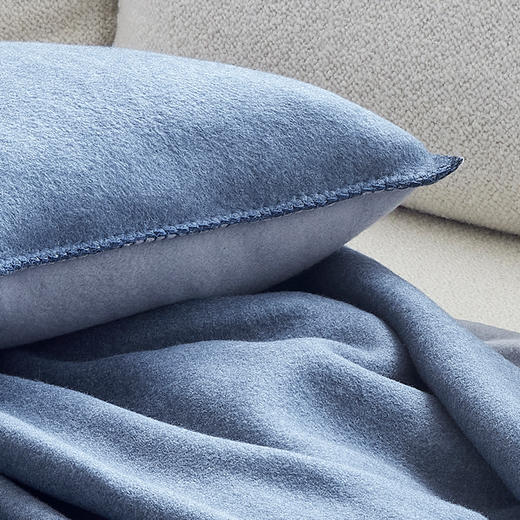 HBKD-005  靠垫家居毯两件套（灰蓝) 商品图2