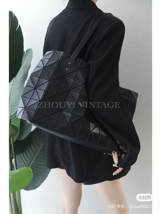 三宅一生摇滚包7×10格 商品图4