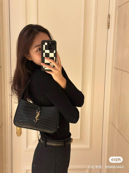 杨树林复古腋下包-鳄鱼纹 商品图4