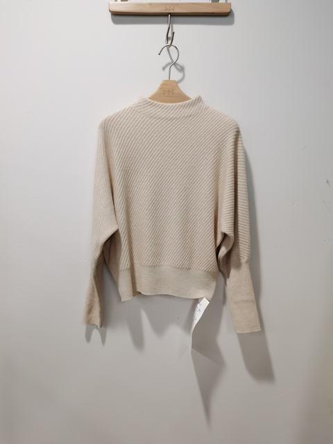 5DA232741-935 商品图0