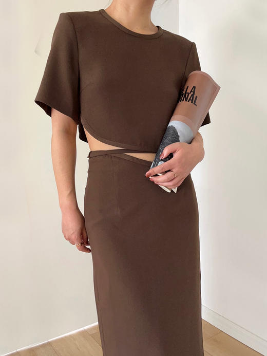 Viktoria Chan | SS23104 Stina cropped top [ 超短上衣 棕 ] 商品图0