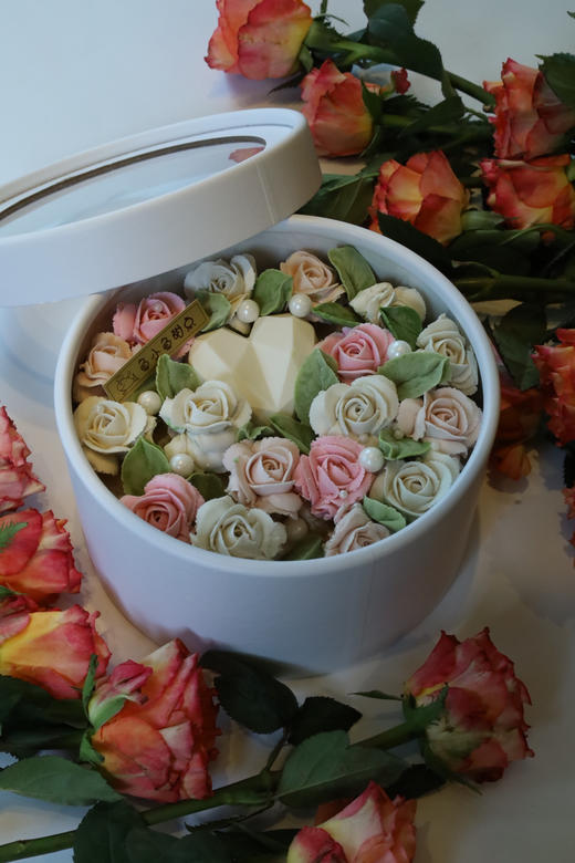 母亲节繁花礼盒 商品图2