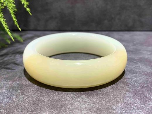 【御珠宫坊】糖羊脂白玉手镯57.3mm 商品图4