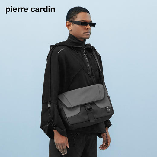 皮尔卡丹collide系列 多功能休闲斜挎包男士单肩包 商品图1