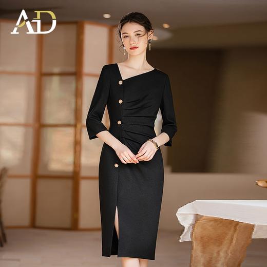AD法式优雅连衣裙女不规则斜领小黑裙高级感褶皱修身显瘦开叉裙夏 商品图0