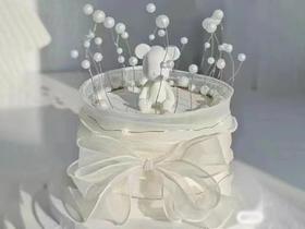 洁白小熊女神生日蛋糕