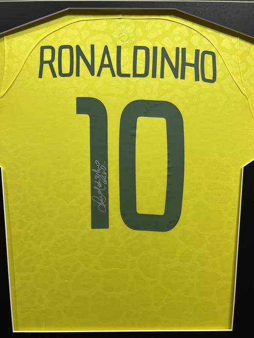 收藏系列 小罗 巴西队10号黄色 亲笔签名球衣 ICONS 商品图2