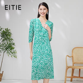 EITIE爱特爱夏季新款修身显瘦优雅V领印花连衣裙7007760