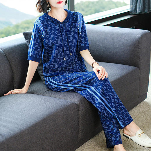 夏季新款，冰丝休闲运动套装女短袖宽松卫衣薄款妈妈装阔腿裤两件套CC-10-1817 商品图3