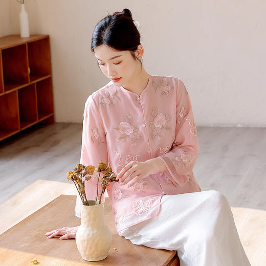 新中式复古，重工满绣柔顺欧根纱改良唐装上衣女装夏季开衫外套SJ-9485 商品图2