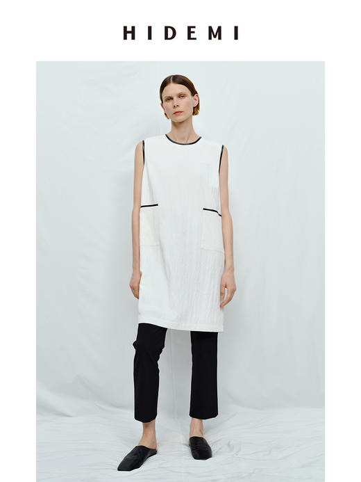 HIDEMI 皮边镶嵌包边工艺极简圆领口袋连衣裙 黑色/白色 商品图1