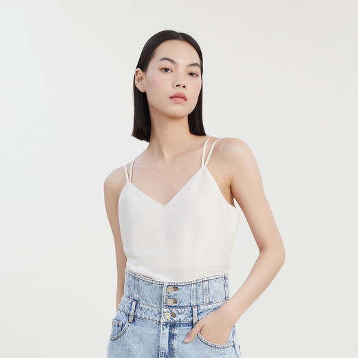 谜底纯色深V领吊带女2023夏季新款气质修身百搭内搭上衣232MN0708 商品图3