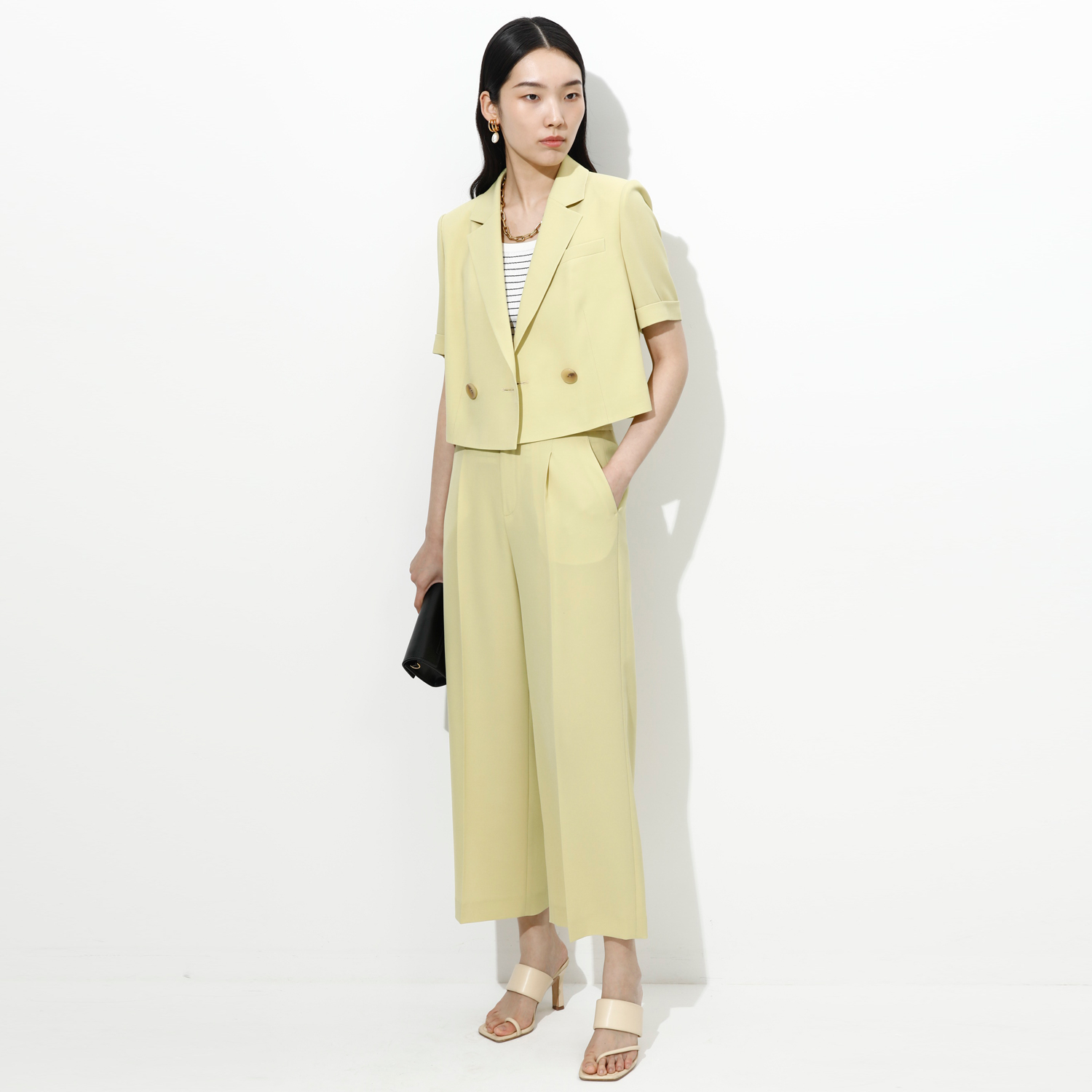 朵拉梵西西服外套F26B1191