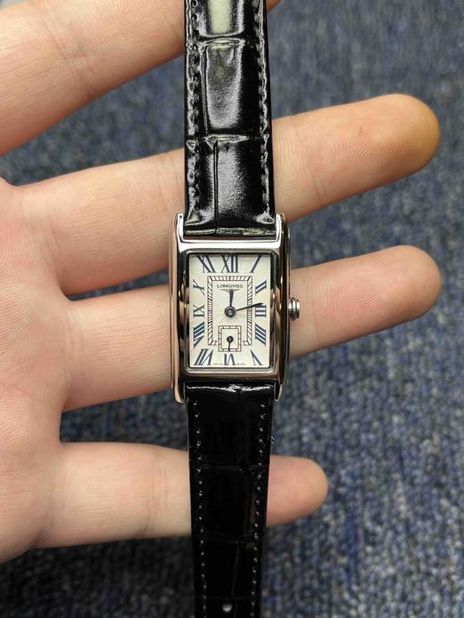 浪琴 LONGINES 黛绰维纳系列 女士石英腕表 商品图1
