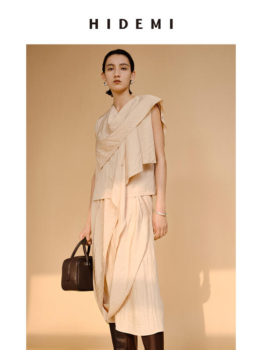 HIDEMI 不对称丝巾设计感艺术微褶皱堆叠套装 上衣/半裙 商品图1