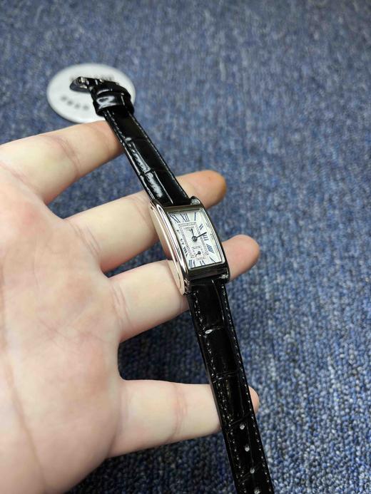 浪琴 LONGINES 黛绰维纳系列 女士石英腕表 商品图2