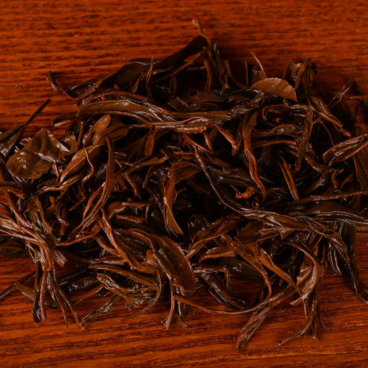 聚芳永【九曲红梅红茶】J1茶叶100g铁盒装 商品图2