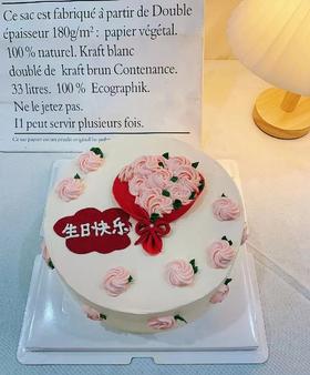 花束【夹心：草莓＋芒果＋扁桃仁榛子酱】