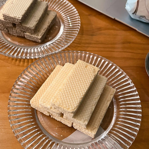 //【淘味熊初鲜威化饼干】💰26.8到手2大包❗️🥛牛奶的香甜和威化饼的香酥🔺三层夹心🔸 进口奶源，全脂乳粉  奥利奥巧克力味、初鲜冰淇淋味❤️  商品图2