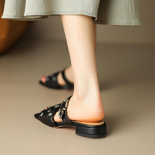 夏季新款，真皮复古一字型金属装饰凉拖鞋JLY-08-86 商品图6