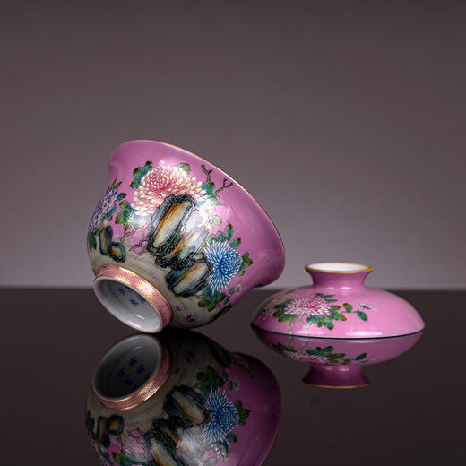粉彩描金宫粉地花卉纹一盖碗两杯 商品图2