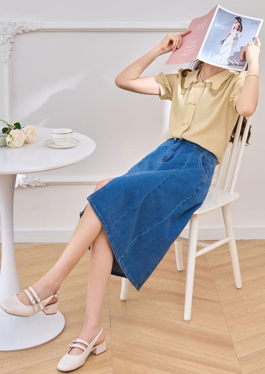 【618秒杀】熙世界醋酸混纺缎面泡泡袖衬衫女设计感蕾丝翻领小衫2025夏装新款 商品图2