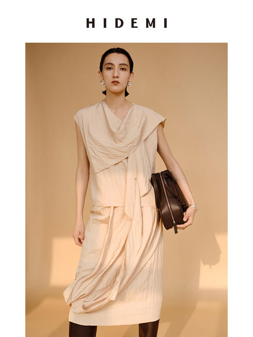 HIDEMI 不对称丝巾设计感艺术微褶皱堆叠套装 上衣/半裙 商品图2