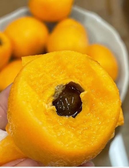 2026顺丰包邮，【云南高山蒙自生态老树枇杷】当季新鲜枇杷，每天采果发货，一口入喉，滋润身心，清肺护嗓全靠它！基地直邮 商品图0