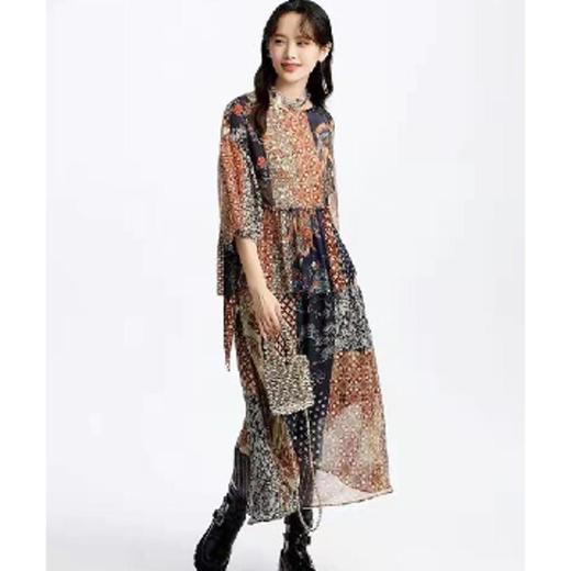 南二楼渔牌2023年春夏FGHAT011A两件套上衣精品女装 商品图2