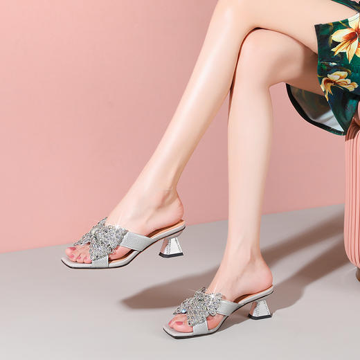 优雅百搭，蝴蝶结优雅磨砂中跟凉拖YSML-A089-215 商品图2