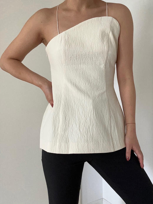 Viktoria Chan | SS23074 Stina bold strap top [吊带露背上衣 黑 / 米白 ] 商品图0